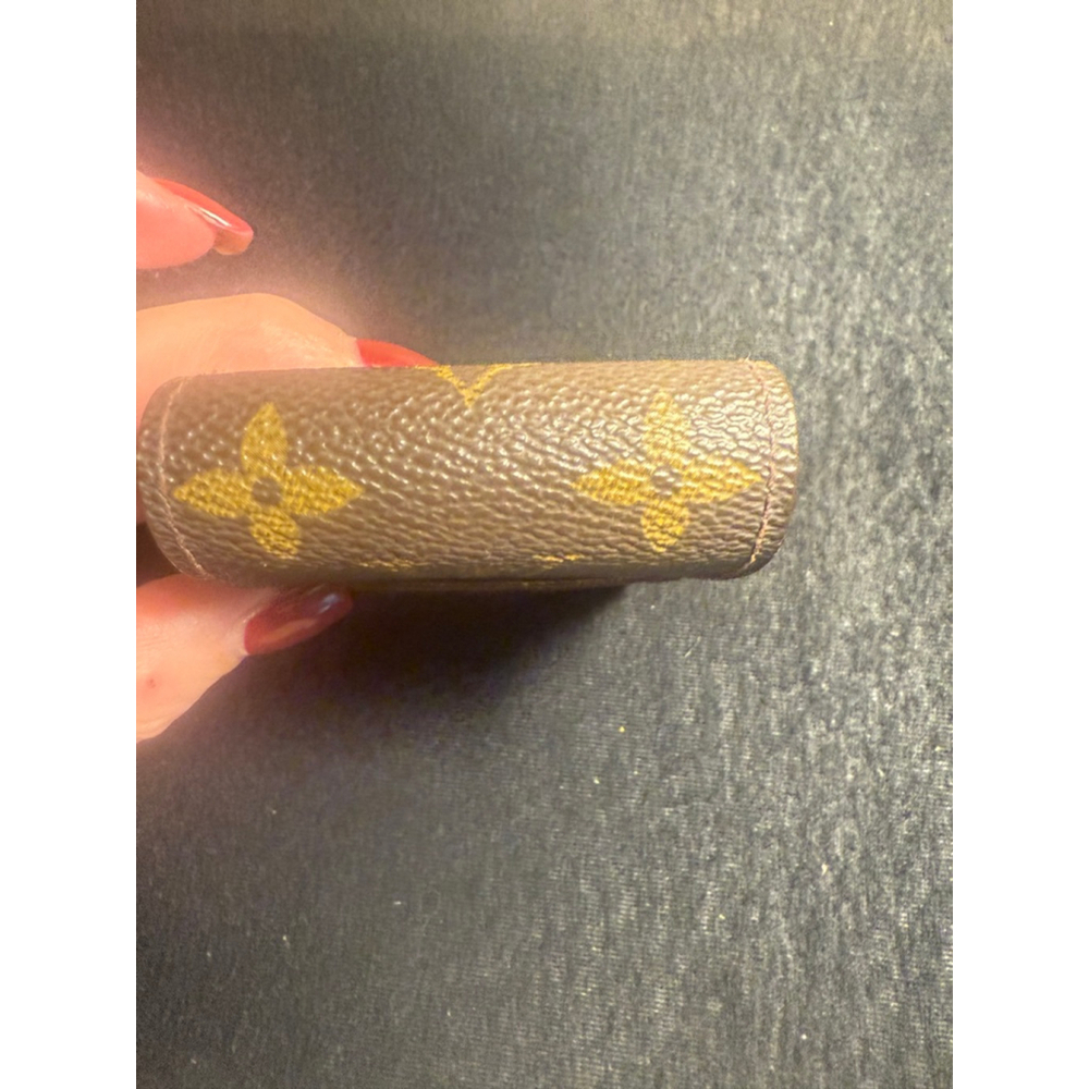 Louis Vuitton Monogram Case - Picture 9 of 12